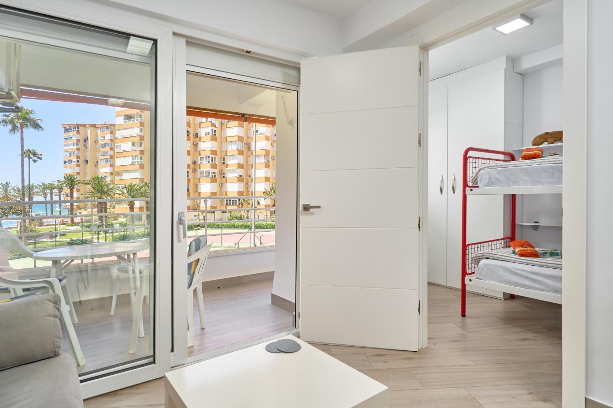Apartamento Primera Linea Playa Algarrobo Costa Exterior foto